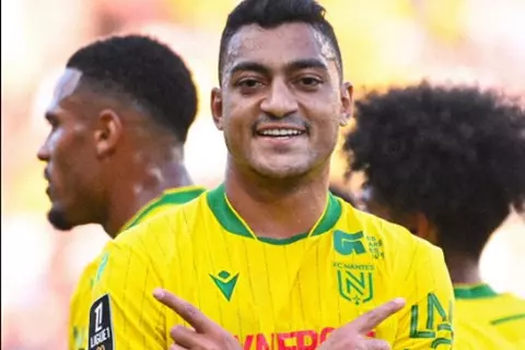  مصطفى محمد يسجل هدفا في ودية نانت وباريس